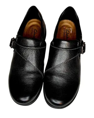 Clarks Women's Carleigh Jazz Slip Ons Heritage Casual Black Leather Size 7.5 thumbnail 1