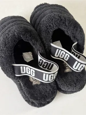 UGG Fluff Yeah Slide Women's Sheepskin Slipper Sandals Black Size 9 thumbnail 2