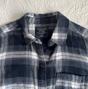 Womens Abercrombie and Fitch Navy Plaid Shirt thumbnail 2
