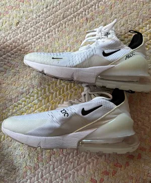 Nike Air Shoes Running Women’s Max 270 thumbnail 1