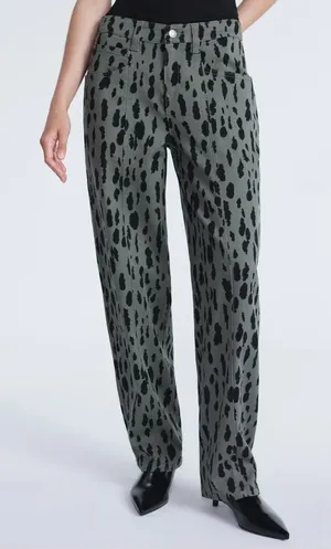 NWT Scoop Seamed Denim Barrel Jeans Wide Leg High Rise Leopard Print Olive SZ 6 thumbnail 1