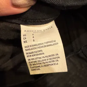 American Eagle Outfitters Curvy Hi Rise Black Jean Shorts thumbnail 3
