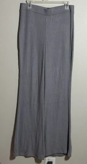 Express Columnist Women Ribbed Knit Wide-Leg Gray‎ Pants Pull On Elastic Waist M thumbnail 1
