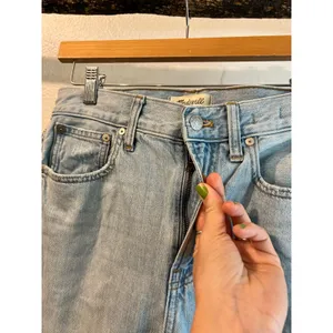Madewell Light Wash Curvy The Perfect Vintage Straight Leg Jean Size 28 thumbnail 7