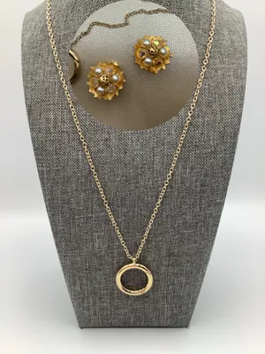 Vintage Gold Tone Circle Pendant Matinee Necklace thumbnail 3