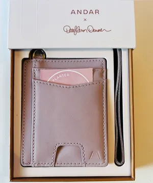 Andar The Denner Wristlet Leather Wallet In Lilac ID Card Pull RFID Darylann NWB thumbnail 1
