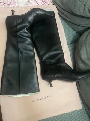 STUART WEITZMAN BLACK LEATHER NAOMI 50 BOOTS SIZE 8.5 thumbnail 2