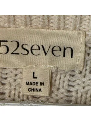 52Seven Women’s Cream Cable Knit Sweater Size Large thumbnail 6