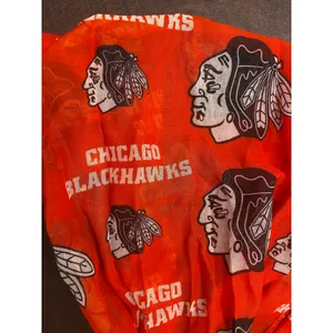 NWT Chicago Blackhawks Hockey NHL Red Black Infiniti Scarf One Size Lightweight0 thumbnail 2