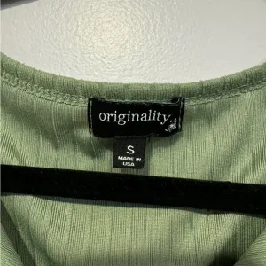 Green ribbed button‎ front shirt thumbnail 2