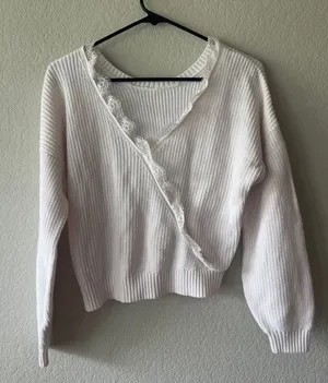 Hollister White Lace Reversible Cropped Crossover Sweater Cotton thumbnail 1