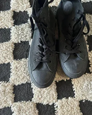 Chuck Taylor High Top thumbnail 2