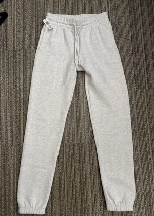 Aritzia Perfect TNA Sweatpants thumbnail 1