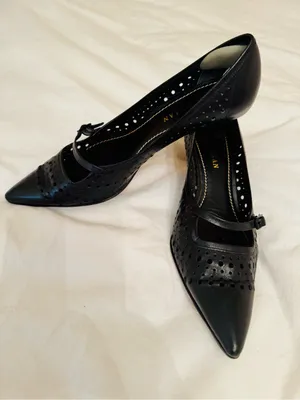 Cole Haan black leather perforated kitten heels with strap. Pointed toe. Size 8. thumbnail 3