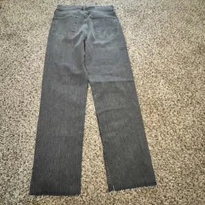 Gap Cheeky Straight High Rise Jeans Washed Black Raw‎ Hem Size 26 2R Button Fly thumbnail 6