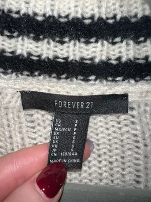 Cardigan thumbnail 2