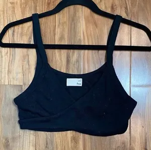 Wilfred Aritzia free wrap crop top thumbnail 1