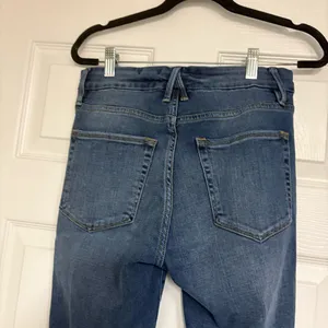 Good American Good Leg Crops‎ Size 2/26 thumbnail 5