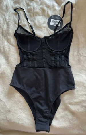 She’s A Muse White Fox Boutique Bodysuit thumbnail 1
