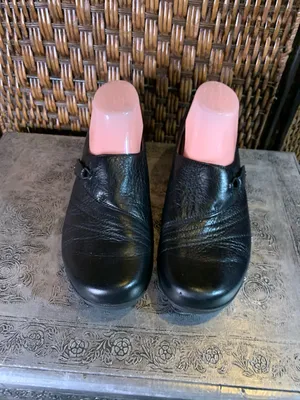 Dansko Black Leather Shoes Size 40 thumbnail 2