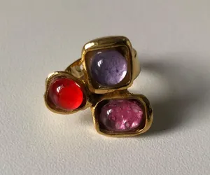 Gold Ring With Three Stones thumbnail 1