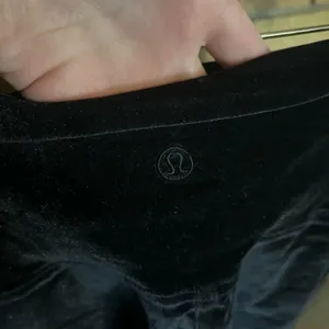 Lululemon Wunder Lounge High-Rise Tight Leggings 28” Velvet Velour Black Size 4 thumbnail 5
