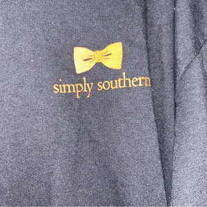 Simply Southern Christmas Shirt Women’s Large thumbnail 3