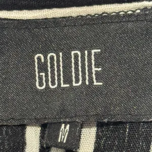 Goldie Women’s Medium Black White Striped Wide Leg Pull-On Pants 33” Inseam thumbnail 4