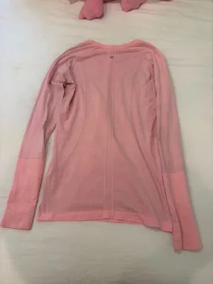 Lululemon Swiftly Tech Long Sleeve Shirt thumbnail 2