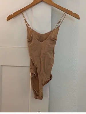SKIMS Sheer Seamless Thong Bodysuit shapewear clay small (G21) NWT thumbnail 5