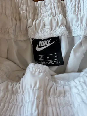 Nike White Athletic Shorts Womens Medium Swoosh Lounge Running Shorts thumbnail 3