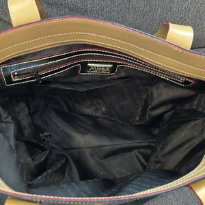 Arcadia Black and Tan Women's Tote Bag thumbnail 8