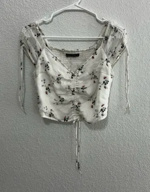 Abercrombie & Fitch White Floral Ruched Tie-Front Crop Top thumbnail 1