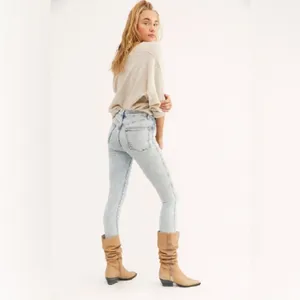 NWT Free People We The Free Raw High-Rise Skinny Jegging Jeans Acid Wash Size 27 thumbnail 2