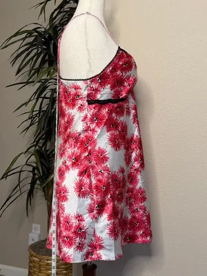 Lilly Pulitzer White and Pink Floral Satin Chemise with Black Lace thumbnail 5