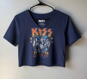 KISS 1996 New York City Tour Crop Graphic Band Tee XXS Vintage thumbnail 1