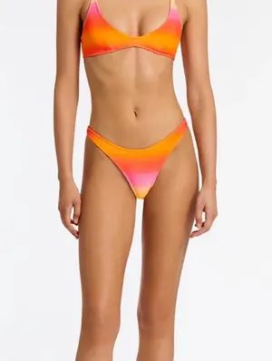 Triangl Bikini thumbnail 4