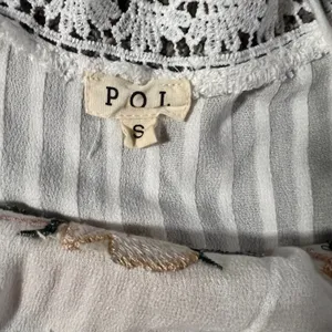 POL Embroidered Floral Lace Blouse Women‎ S White WFT45 Boho Crochet Pintuck Top thumbnail 4