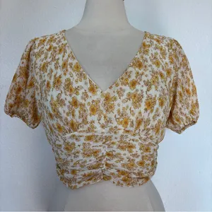 Blu Pepper Pleated Floral V-Neck Crop Top - Cream and Yellow thumbnail 2