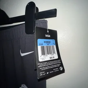 Nike Red and‎ Gray Leggings Tampa Bay Buccaneers thumbnail 3