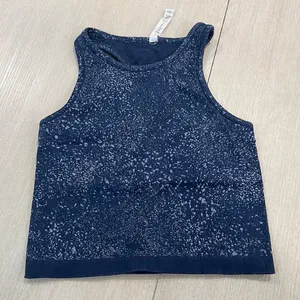 Lululemon speckled crop top thumbnail 1