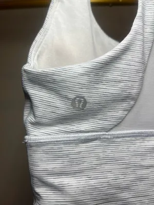 Lululemon white heathered sports bra #activewear #yoga thumbnail 3