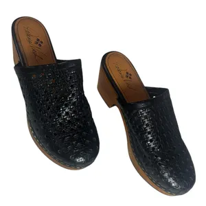 Patricia Nash Woven Leather Wooden Platform Clog Mule Size 8 Black thumbnail 1