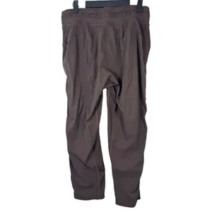 Lululemon Dance Studio Mid Rise Cropped Pants Espresso Brown Size 8 thumbnail 2