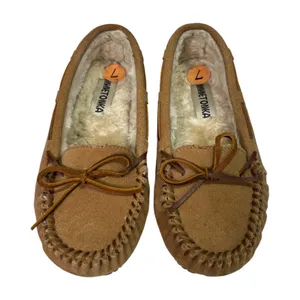 Minnetonka Cally Moccasin Slippers Womens 7M Brown Leather Faux Fur Cozy Cabin thumbnail 7