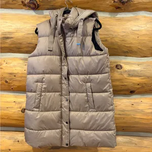 Weatherproof Women’s Hooded Puffer Vest Taupe size Large thumbnail 2
