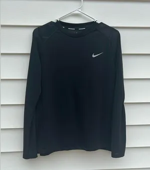 Nike Black Long Sleeve Shirt thumbnail 4