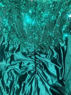 Emerald Green Prom Dress Size 10 thumbnail 8