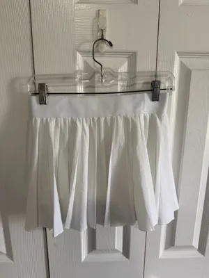 Aritzia Tna MOVE™ Tennis Mini Skater Skirt White Size Small thumbnail 2