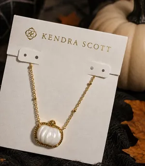Kendra Scott Short Necklace Gold Tone Ivory MOP thumbnail 1